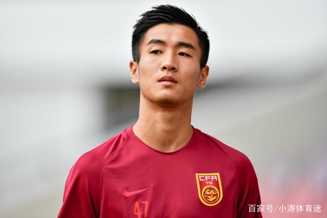 曾凡博谈男篮集训:机会宝贵 尽力完善自己打法